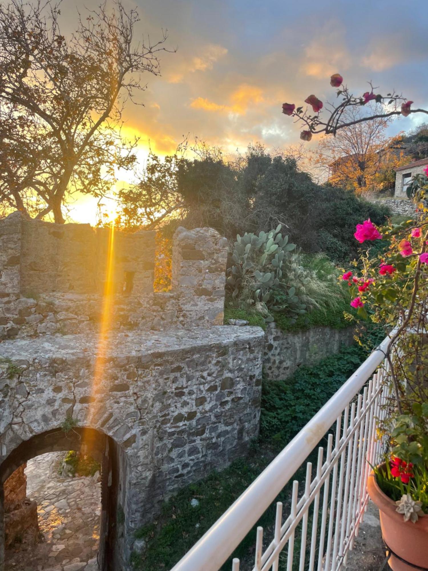 Sideroporta Castle Nafpaktos Guest House Exterior photo