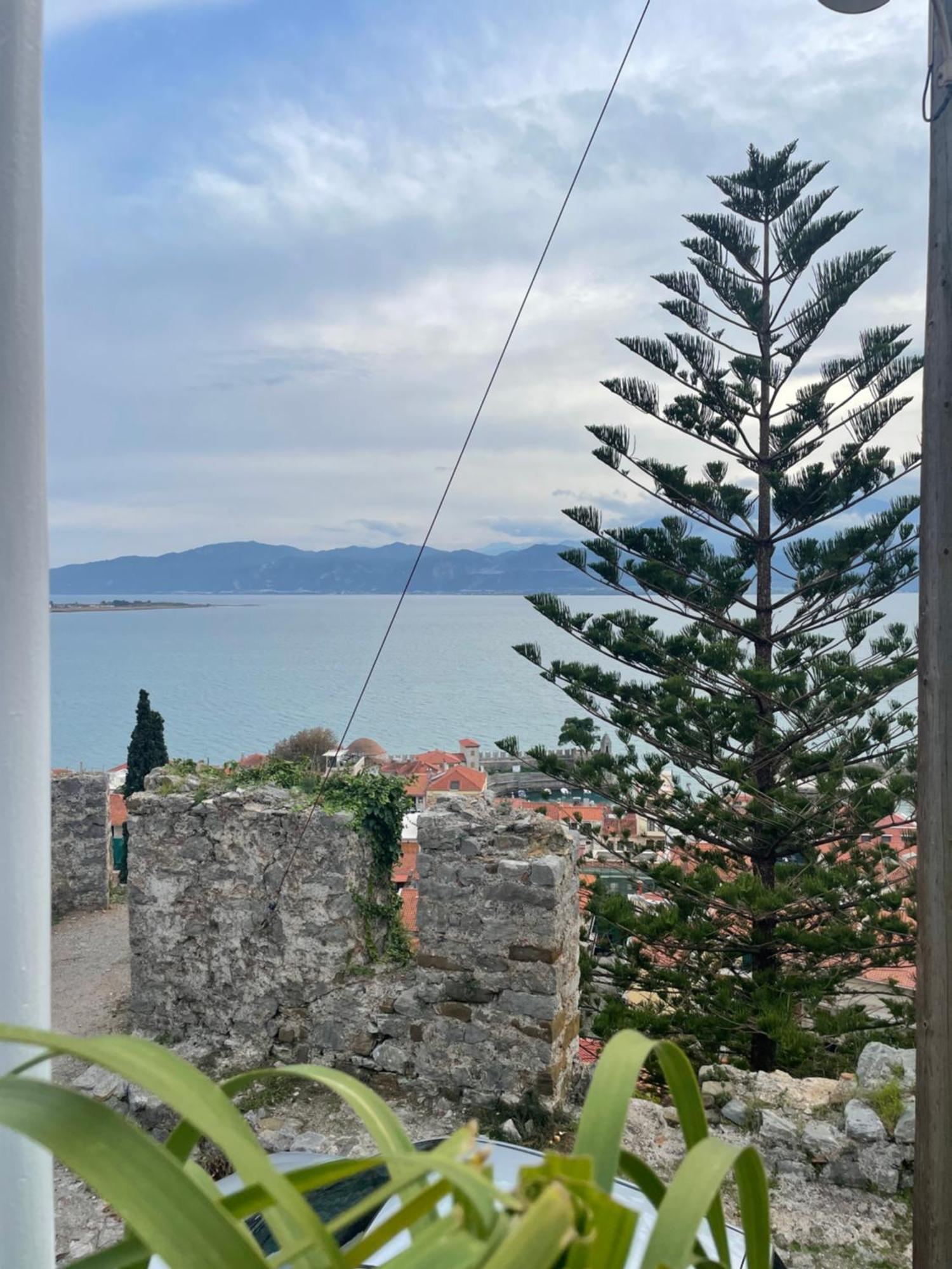 Sideroporta Castle Nafpaktos Guest House Exterior photo